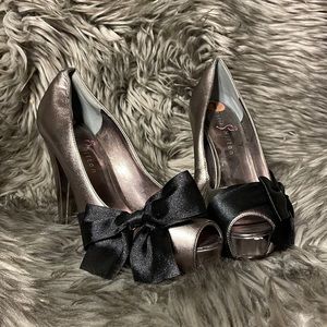 Paris Hilton Silver Platform Peeptoe Heels with Black Satin Bow Detail, Size 7M